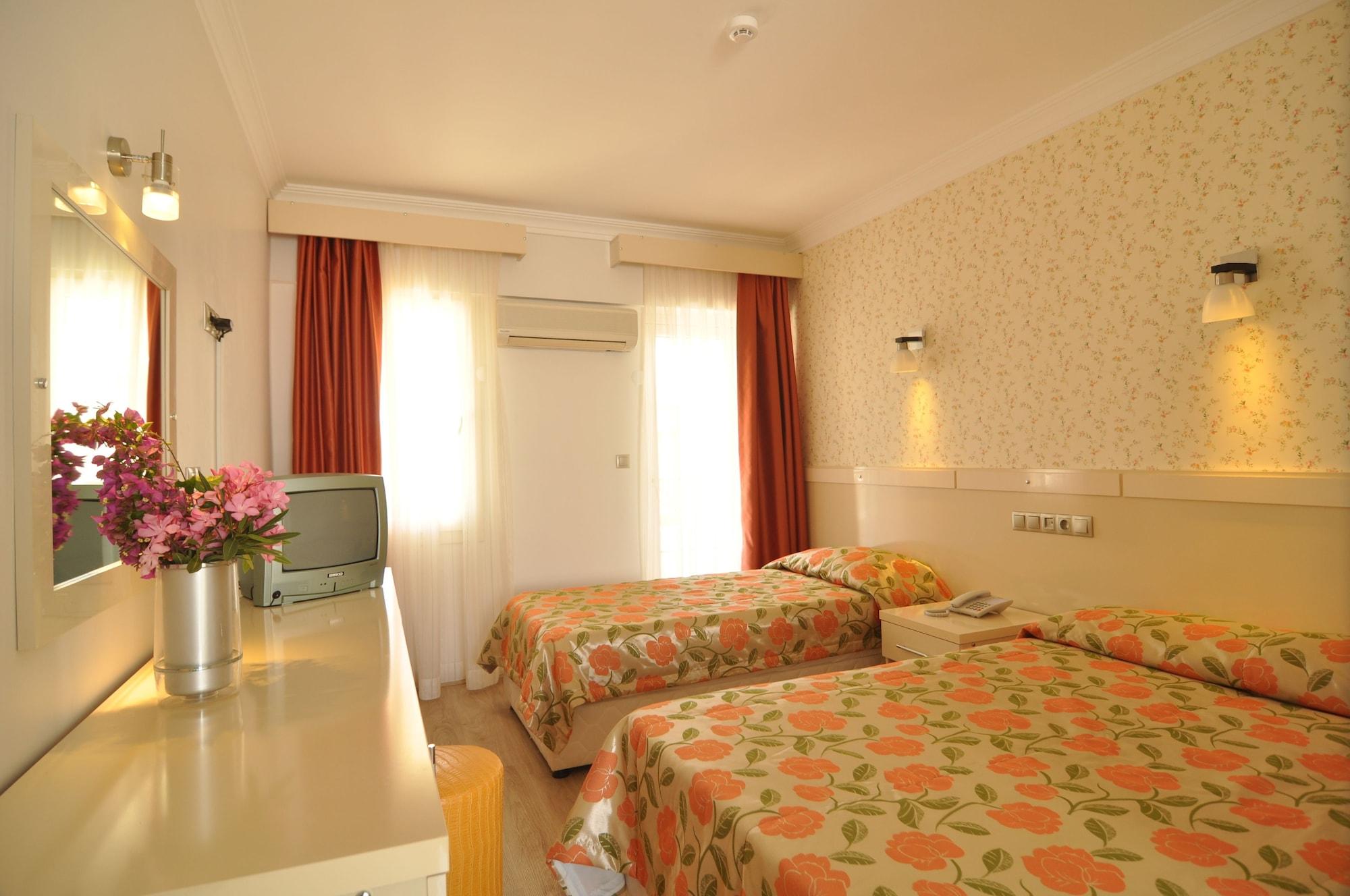 Delfi Hotel Spa & Wellness Center Bodrum Eksteriør bilde