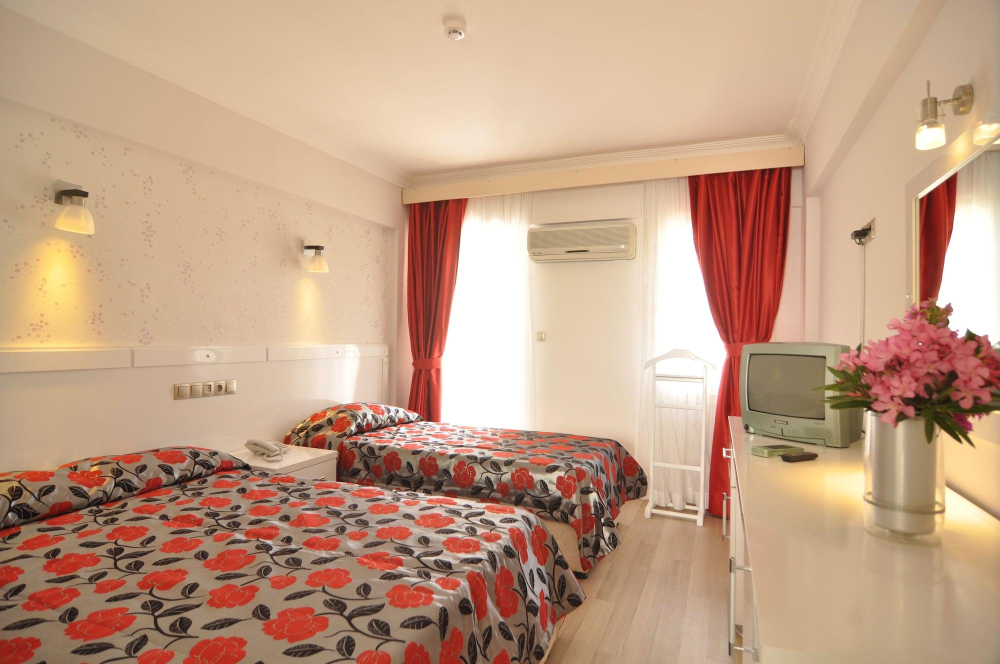 Delfi Hotel Spa & Wellness Center Bodrum Eksteriør bilde