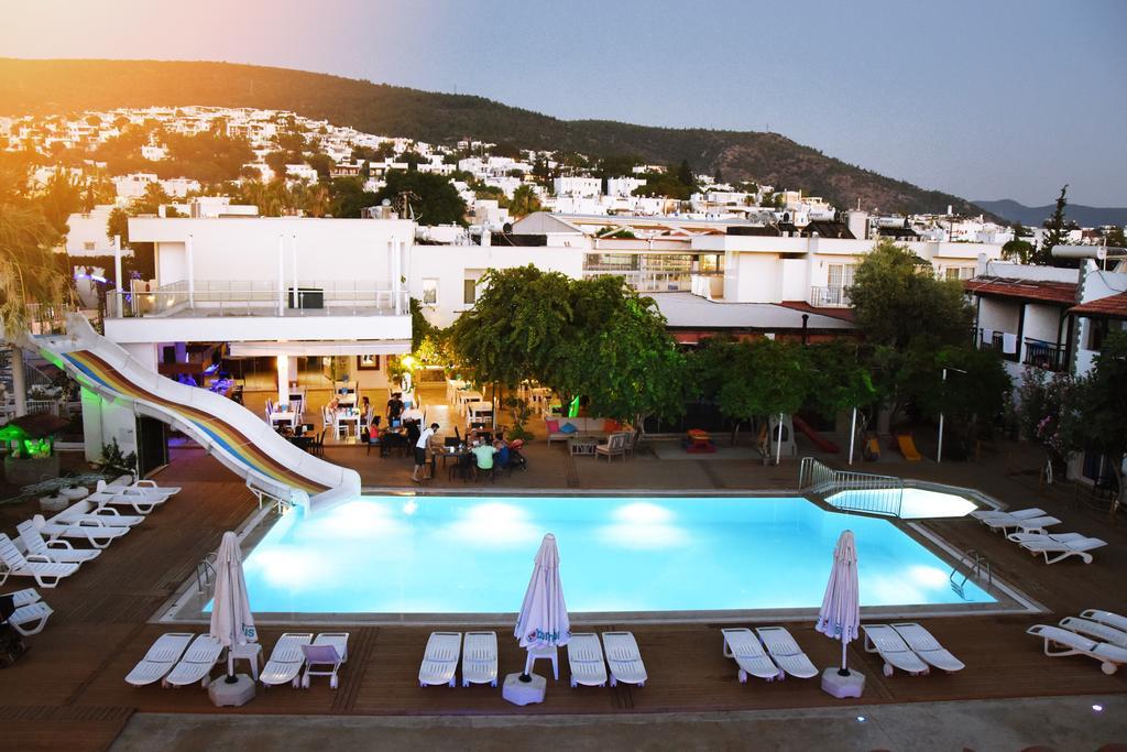 Delfi Hotel Spa & Wellness Center Bodrum Eksteriør bilde