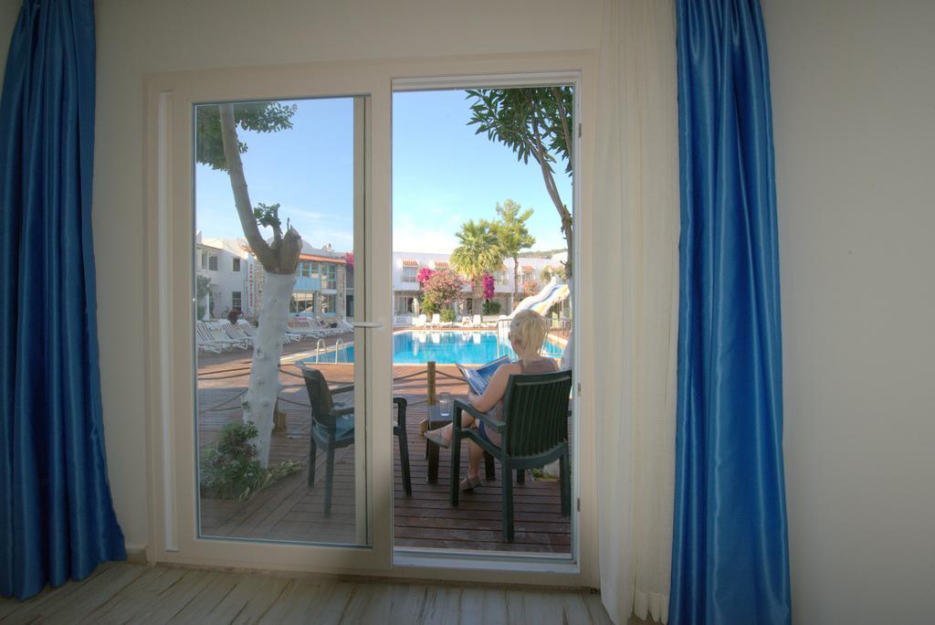 Delfi Hotel Spa & Wellness Center Bodrum Eksteriør bilde
