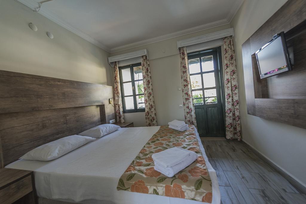 Delfi Hotel Spa & Wellness Center Bodrum Eksteriør bilde