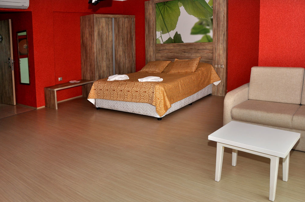 Delfi Hotel Spa & Wellness Center Bodrum Eksteriør bilde